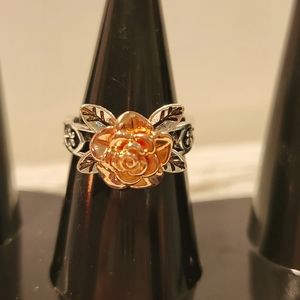 Rose Gold flower ring